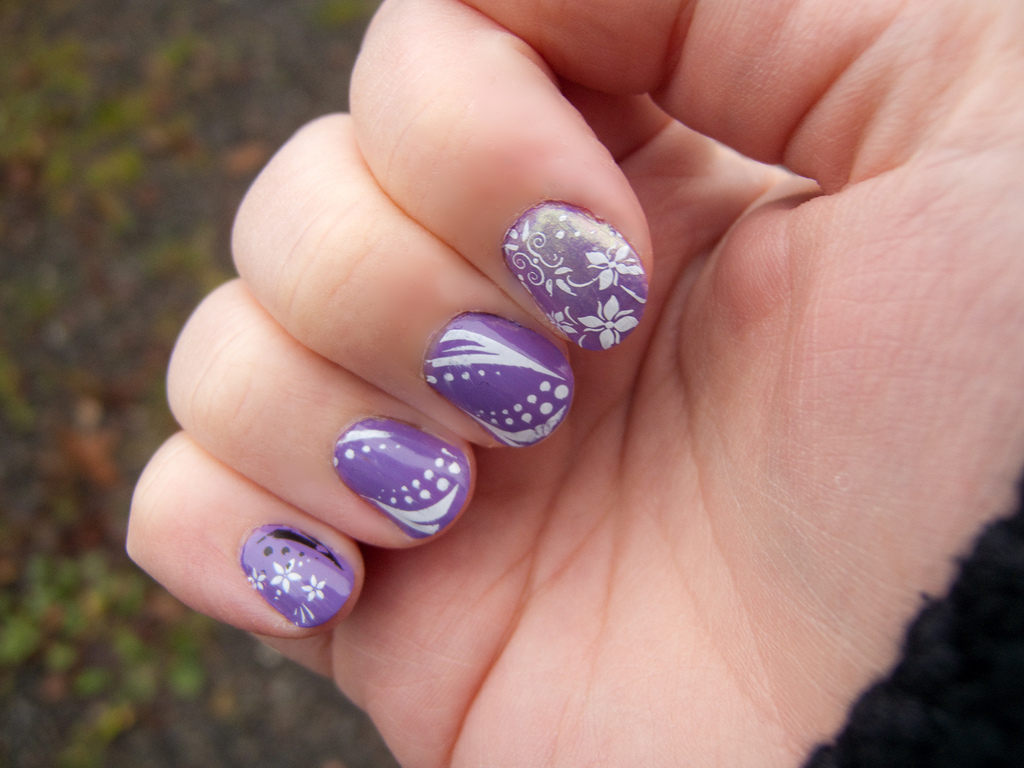 ACRYLIC NAILS: Trend Fashion Gel Nails