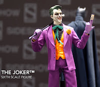 SDCC 2018 Sideshow DC Comics Batman Sixth Scale Figure 001