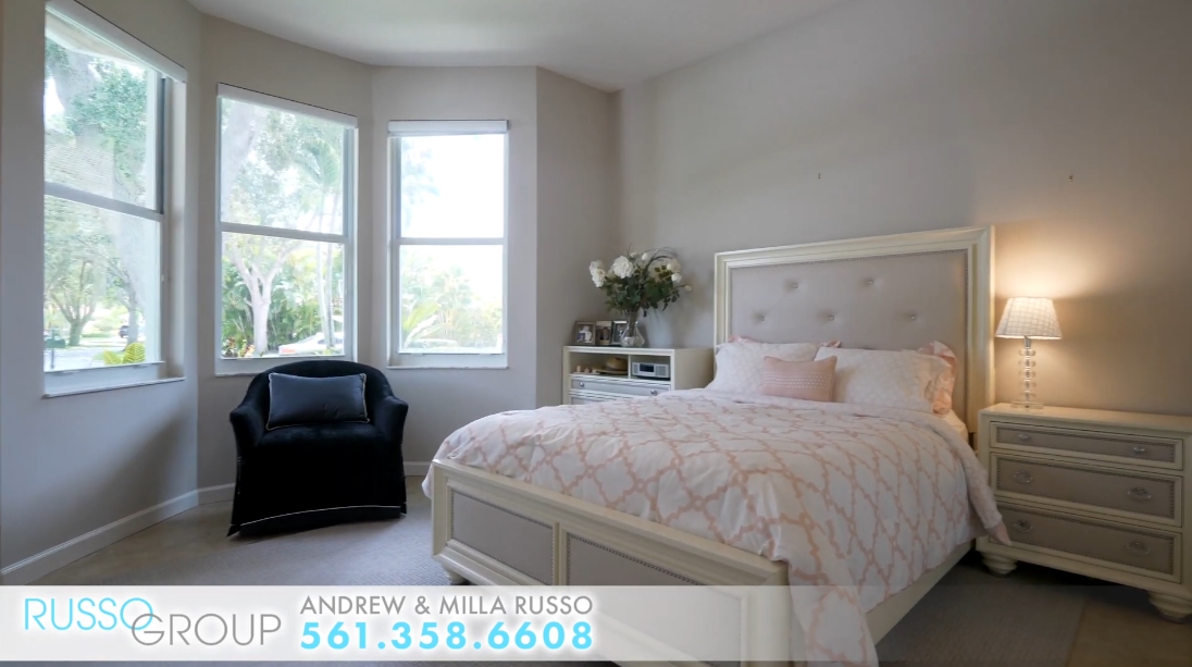 Interior Design Tour vs. Newly Renovated Lakefront Pool Home in North Fork