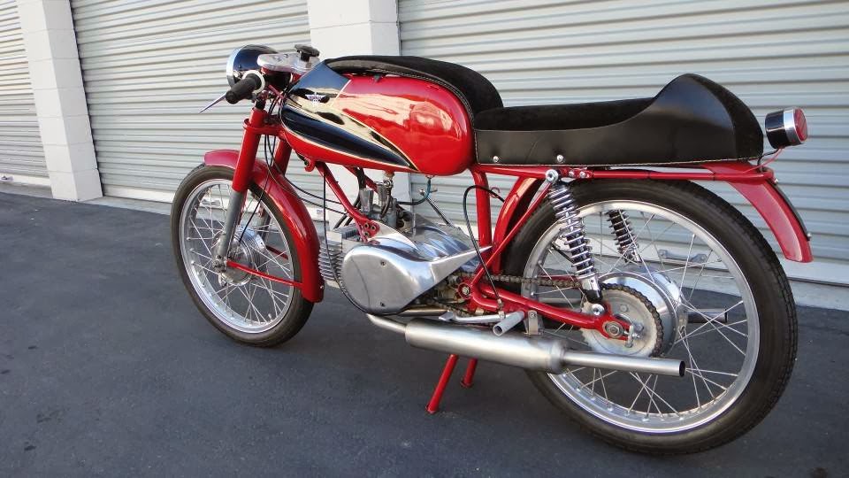 Fast is fast...: Moto Rumi junior.