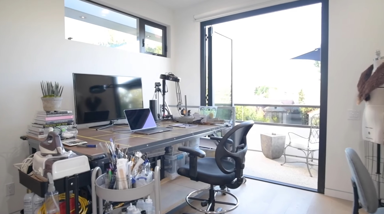 20 Photos vs. 6141 5th Street | Beverly Grove - Luxury Home & Interior Design Video Tour 20 Photos vs. 6141 5th Street | Beverly Grove - Luxury Home & Interior Design Video Tour
