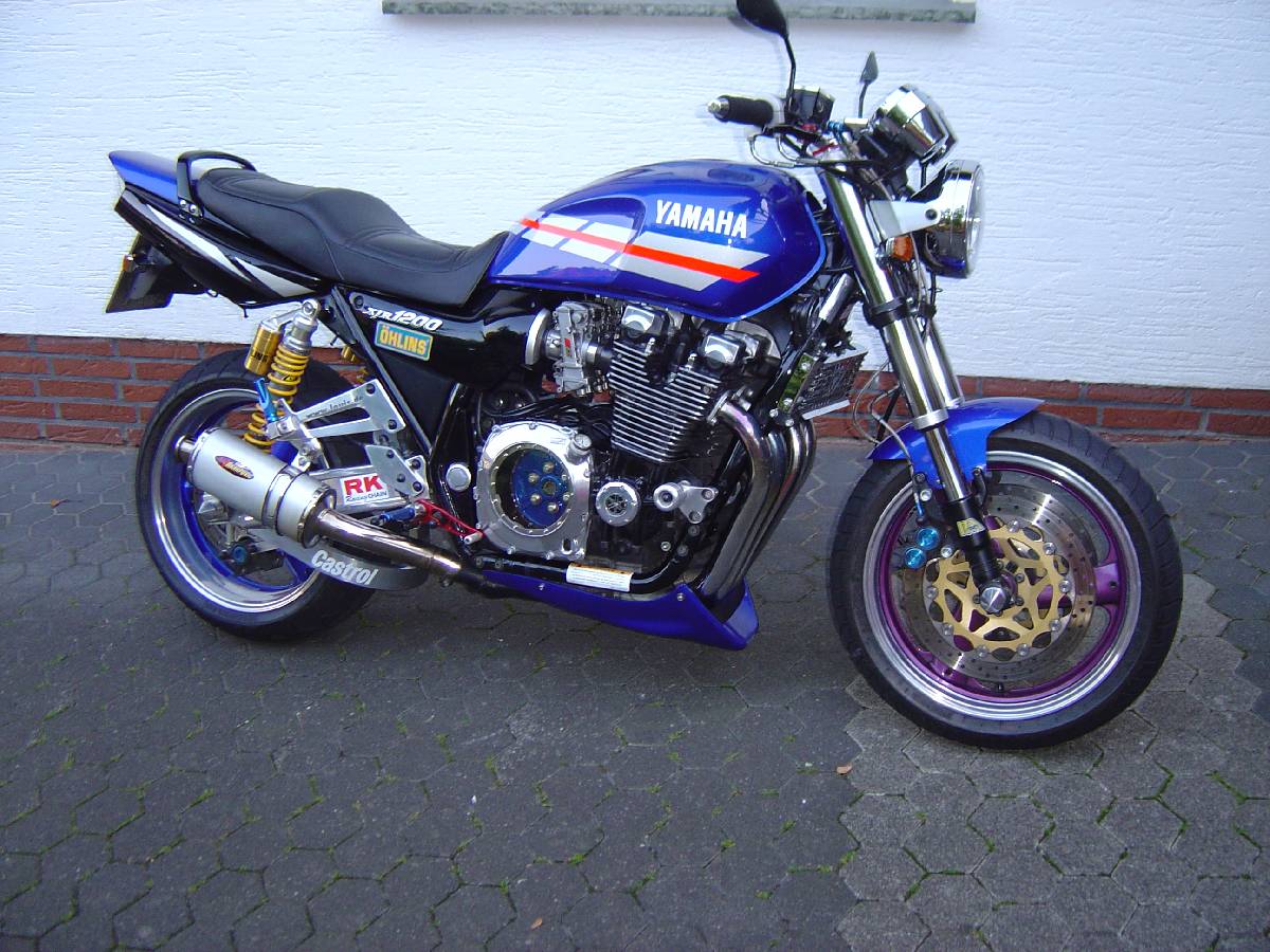 yamaha xjr 1300 sc project