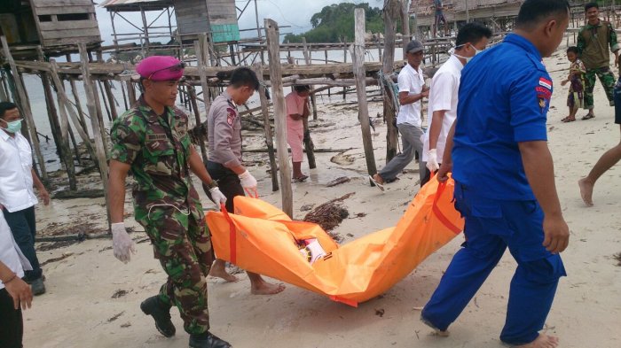 Penemuan Mayat Yang Ditemukan Di Pinggir Pantai Penemuan Mayat Yang Ditemukan Di Pinggir Pantai