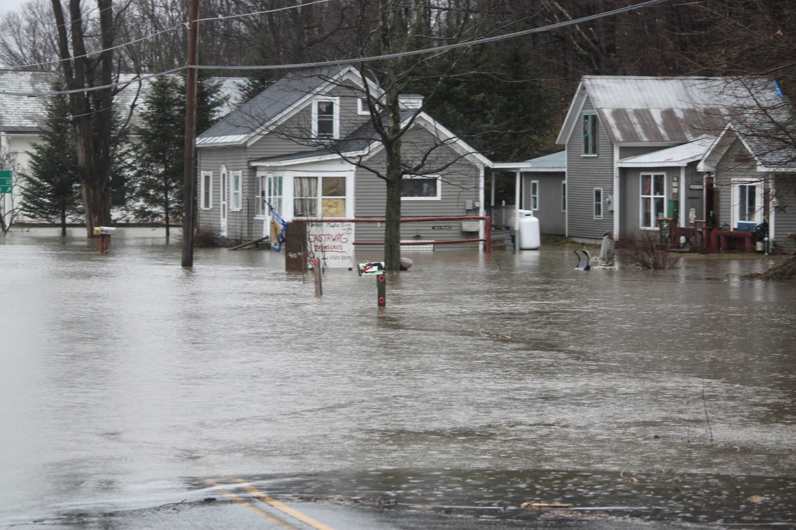 Matt's Weather Rapport Flooding Starting To Recede, But Still A Mess