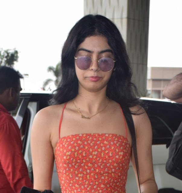 Khushi Kapoor's orange outfit is a perfect pick for a quick summer evening hangout