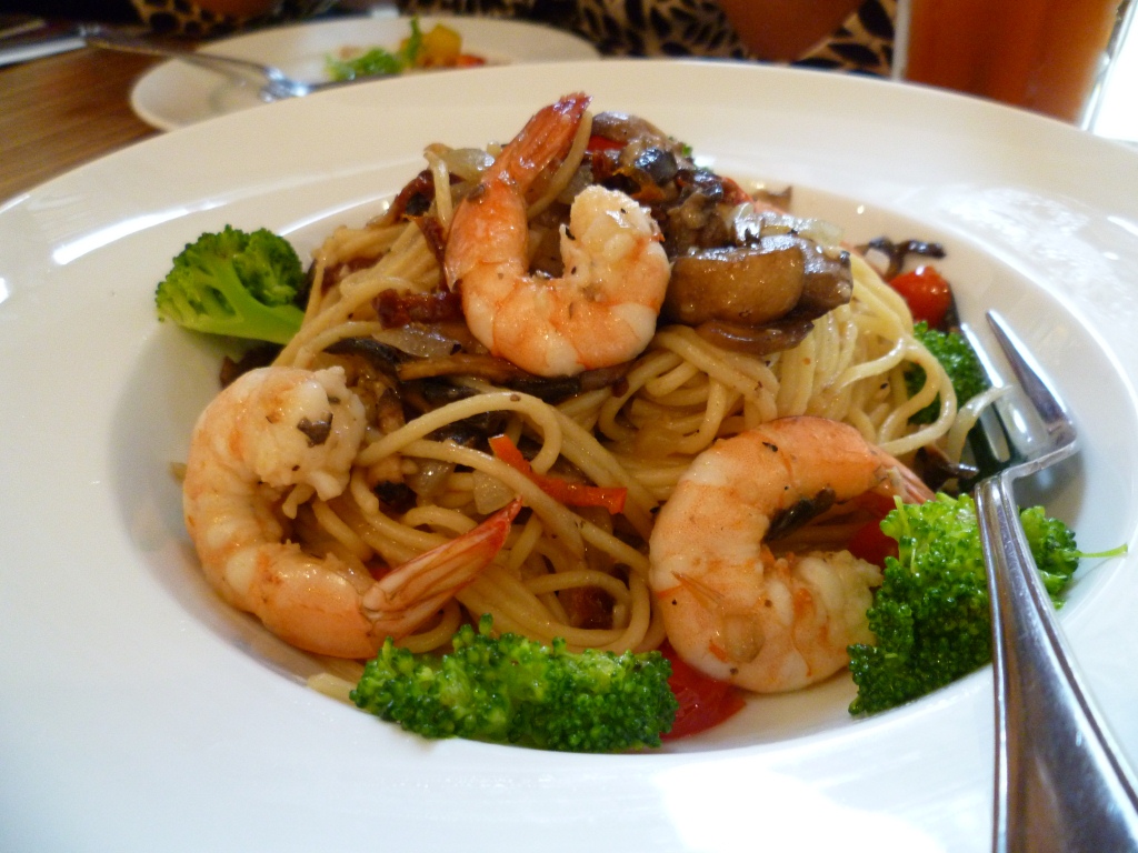 Mix them all up... Piggin Out Marmalade Café (Publika)