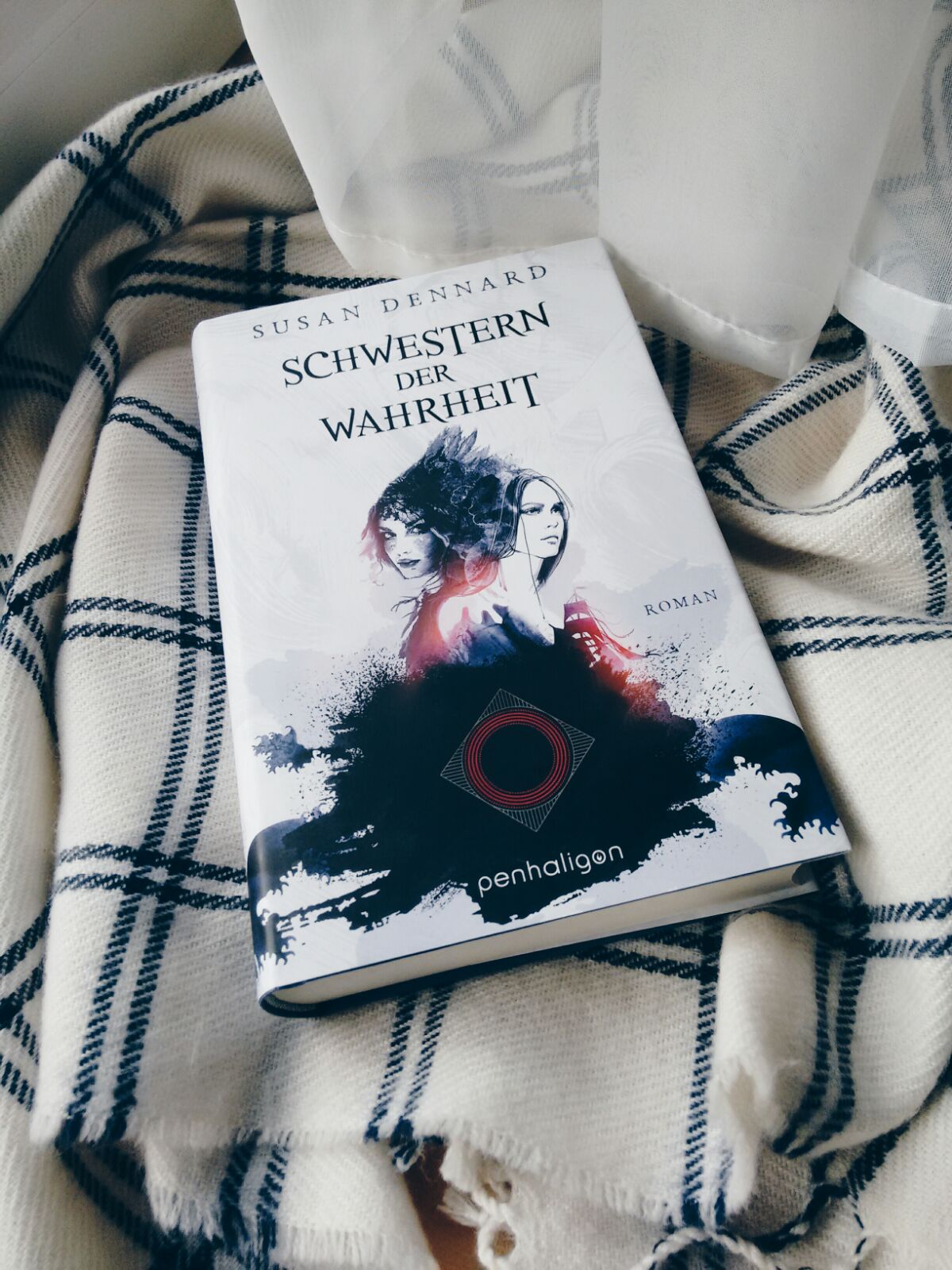 November 2016 Pink Mai Books