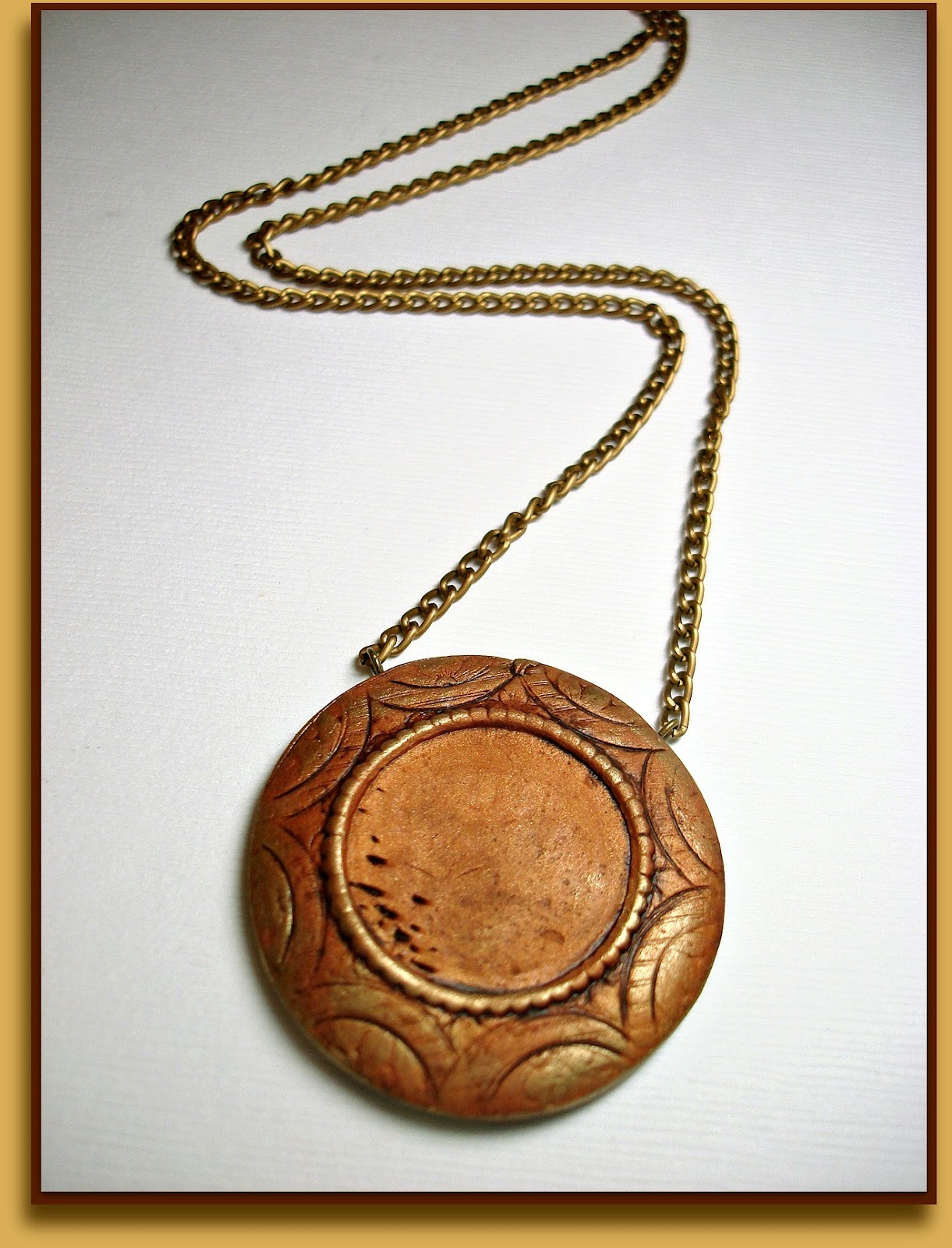 Beadazzle Me Polymer Jewelry Making a Pendant Setting