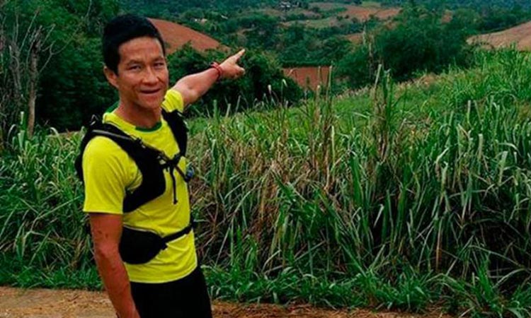 Mergulhador morre durante resgate de adolescentes em caverna na Tailândia