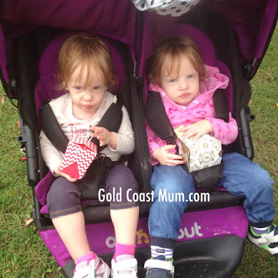Gold Coast Mum, twins, out n about double pram, Gold Coast Mum, twins, out n about double pram,