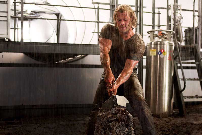Chris Hemsworth Thor Workout Routine &amp; Diet Plan