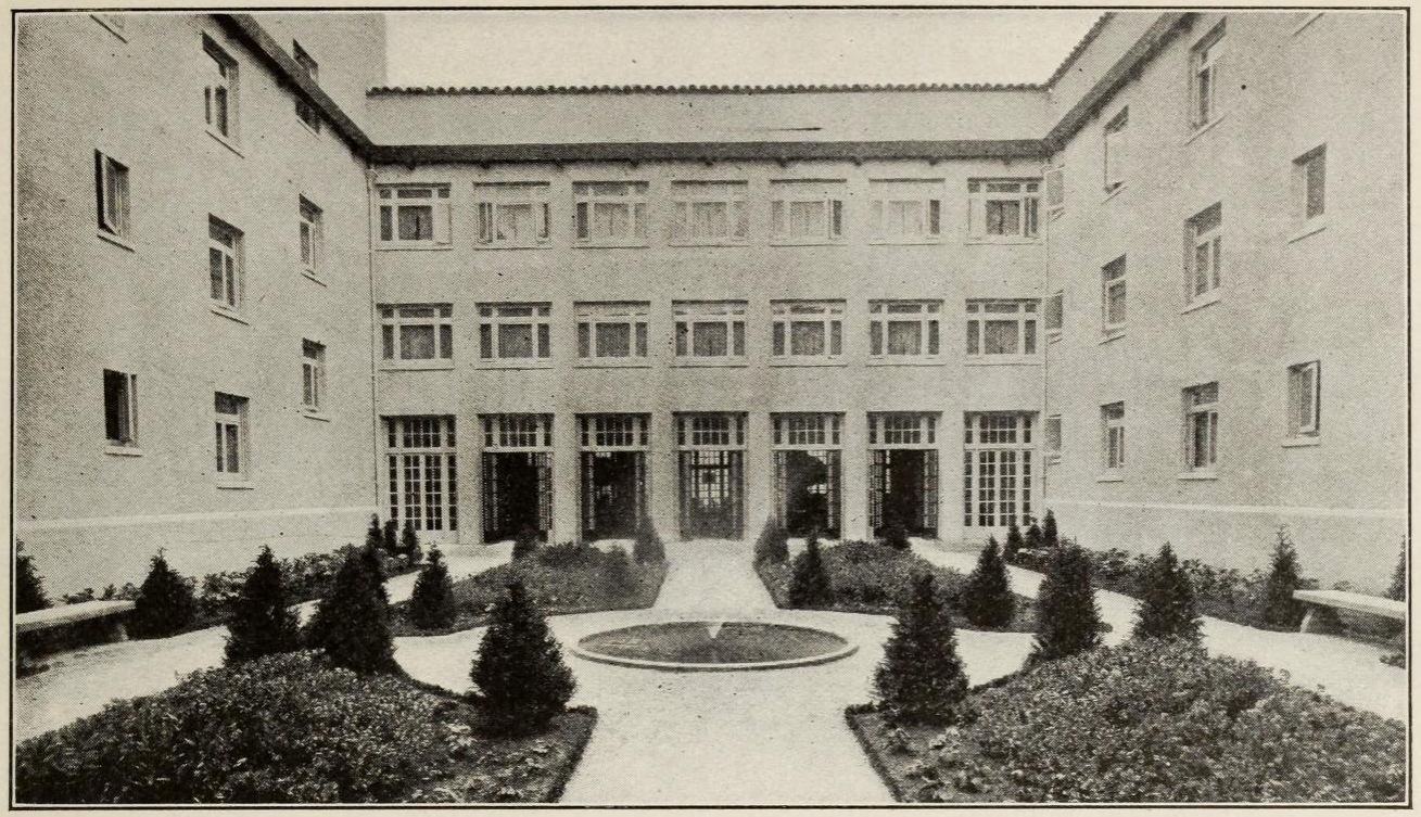 Santa Cruz Trains Curiosities The Casa del Rey Hotel & Apartments