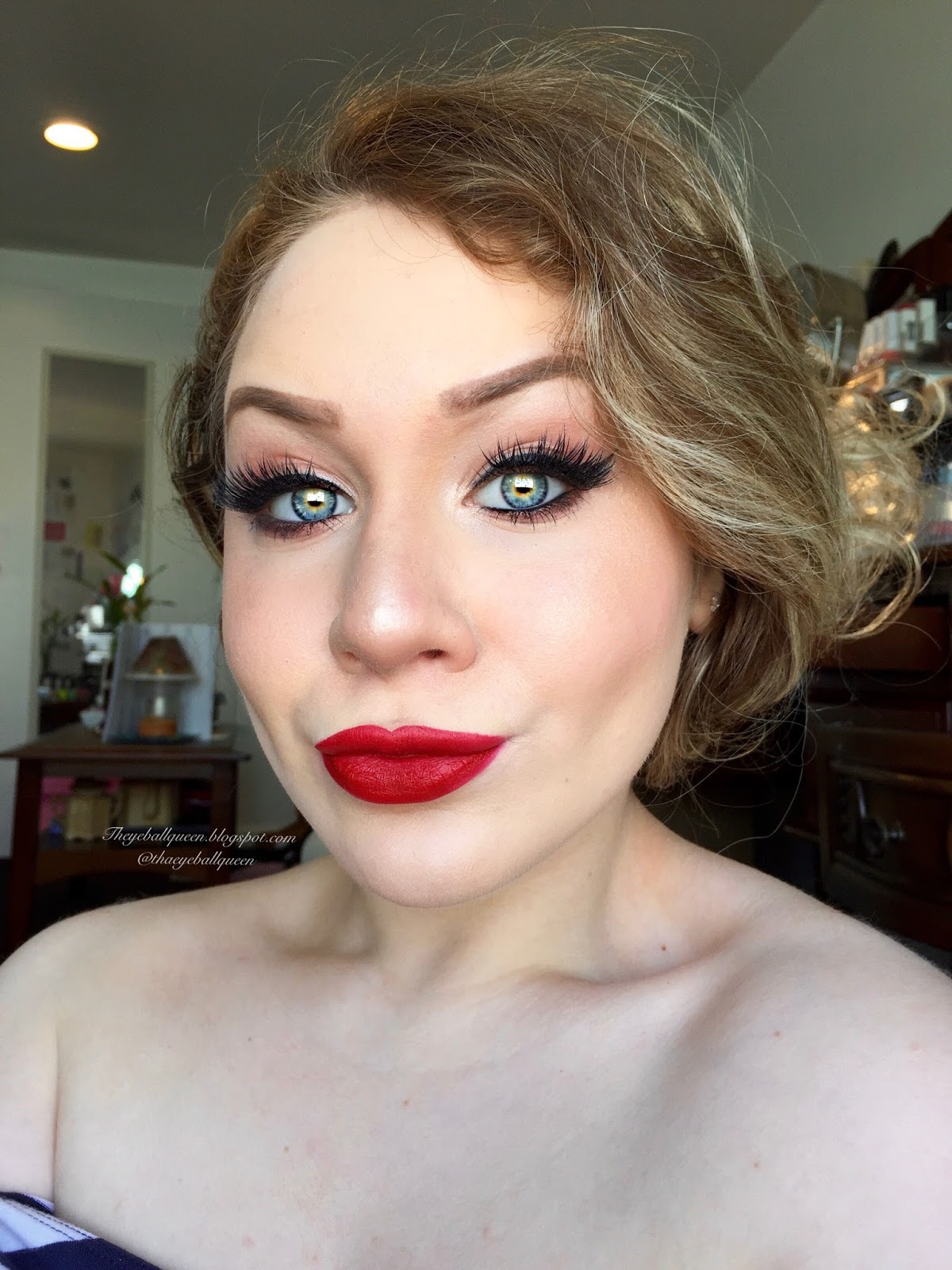 Classic Thick Black Winged Eyeliner And Ruby Red Lips Makeup Tutorial