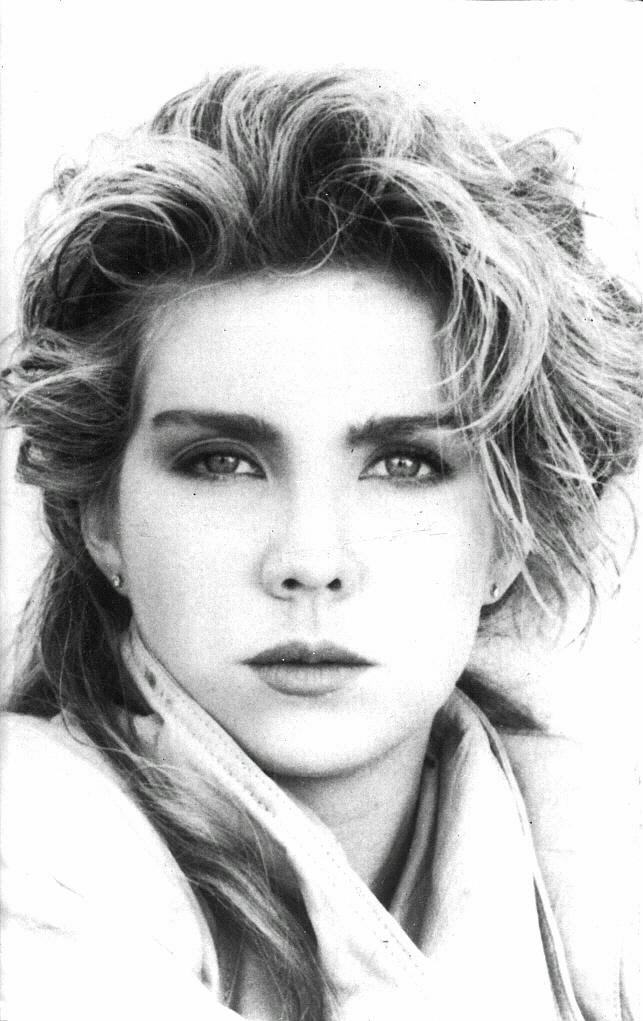 Read online Femforce comic -  Issue #56 - 36