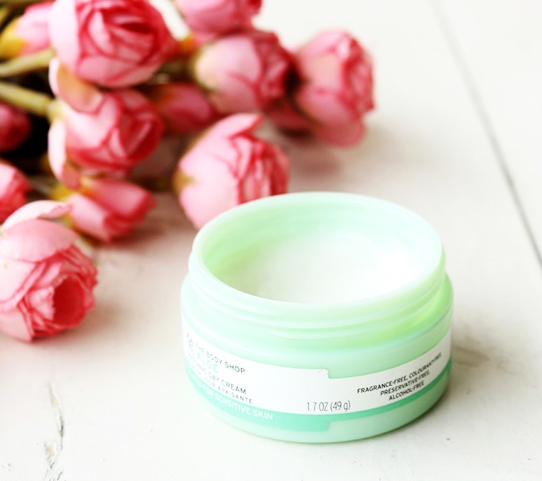 Current Moisturiser : The Body Shop Aloe Soothing Day Cream (Review ...