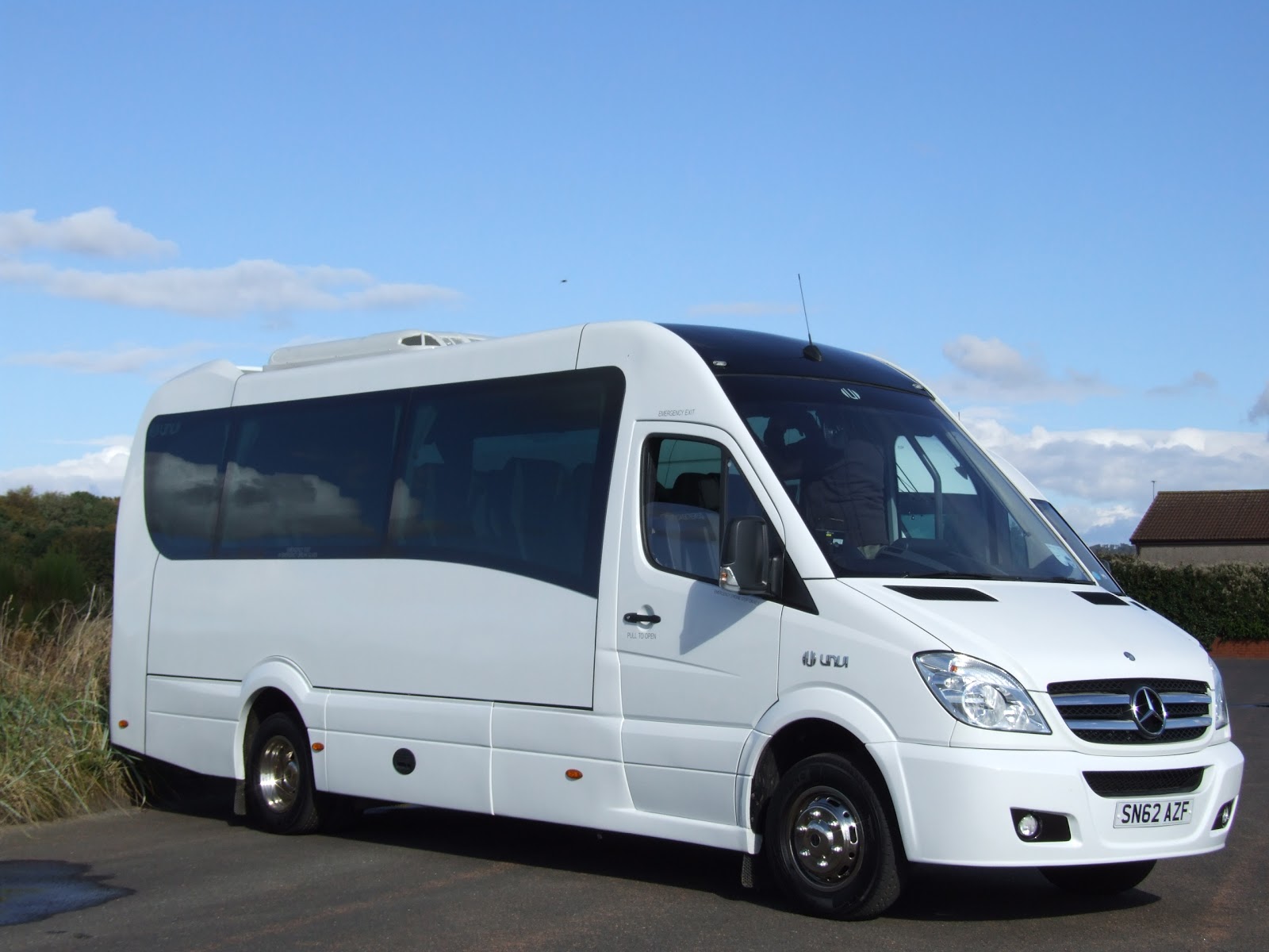 Coach Hire Scotland: Cost Effective Wedding Transport