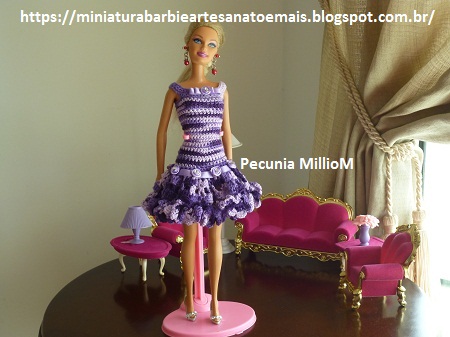 Vestidinho de Croche Com Pontas de Flores Para Barbie Por Pecunia MillioM 40