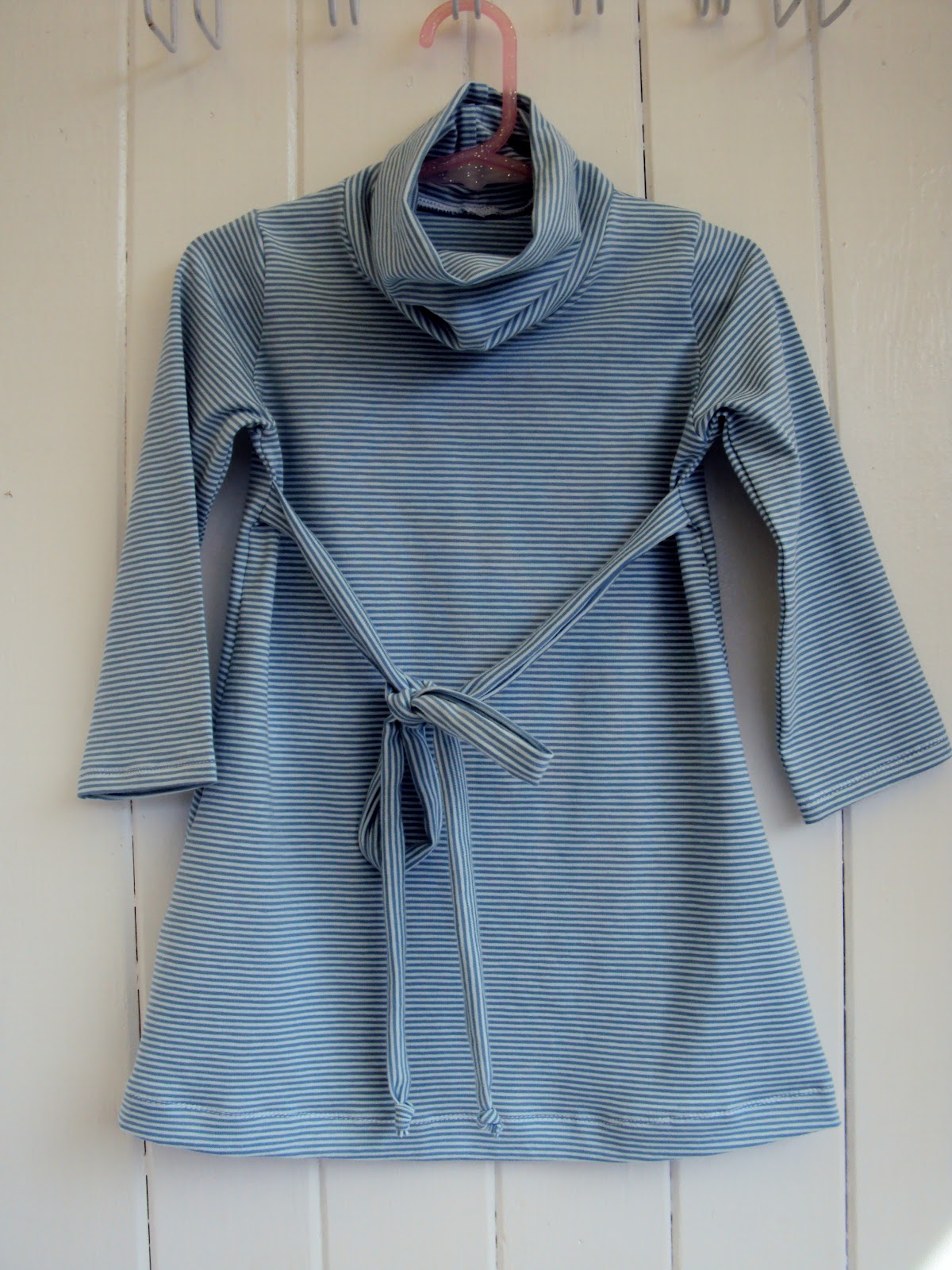 lovely little sweetpeas: kcwc update, a couple of cowl neck dresses and ...
