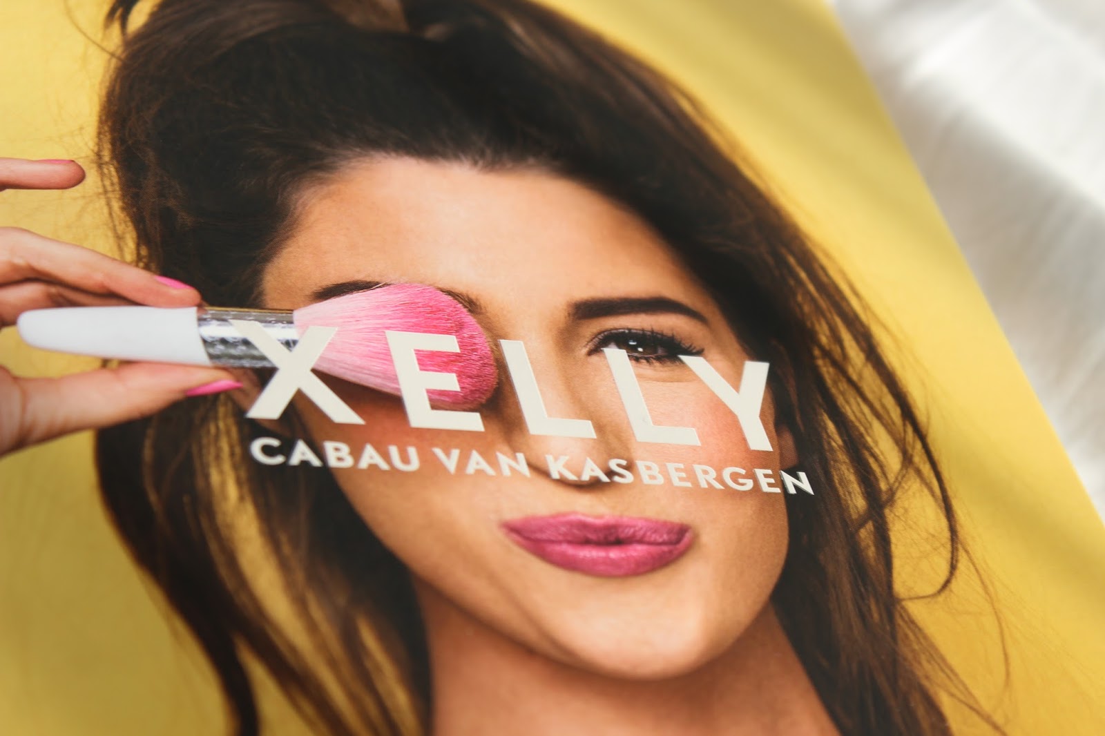 Xelly Cabau van Kasbergen makeup boek review Inspiregirll