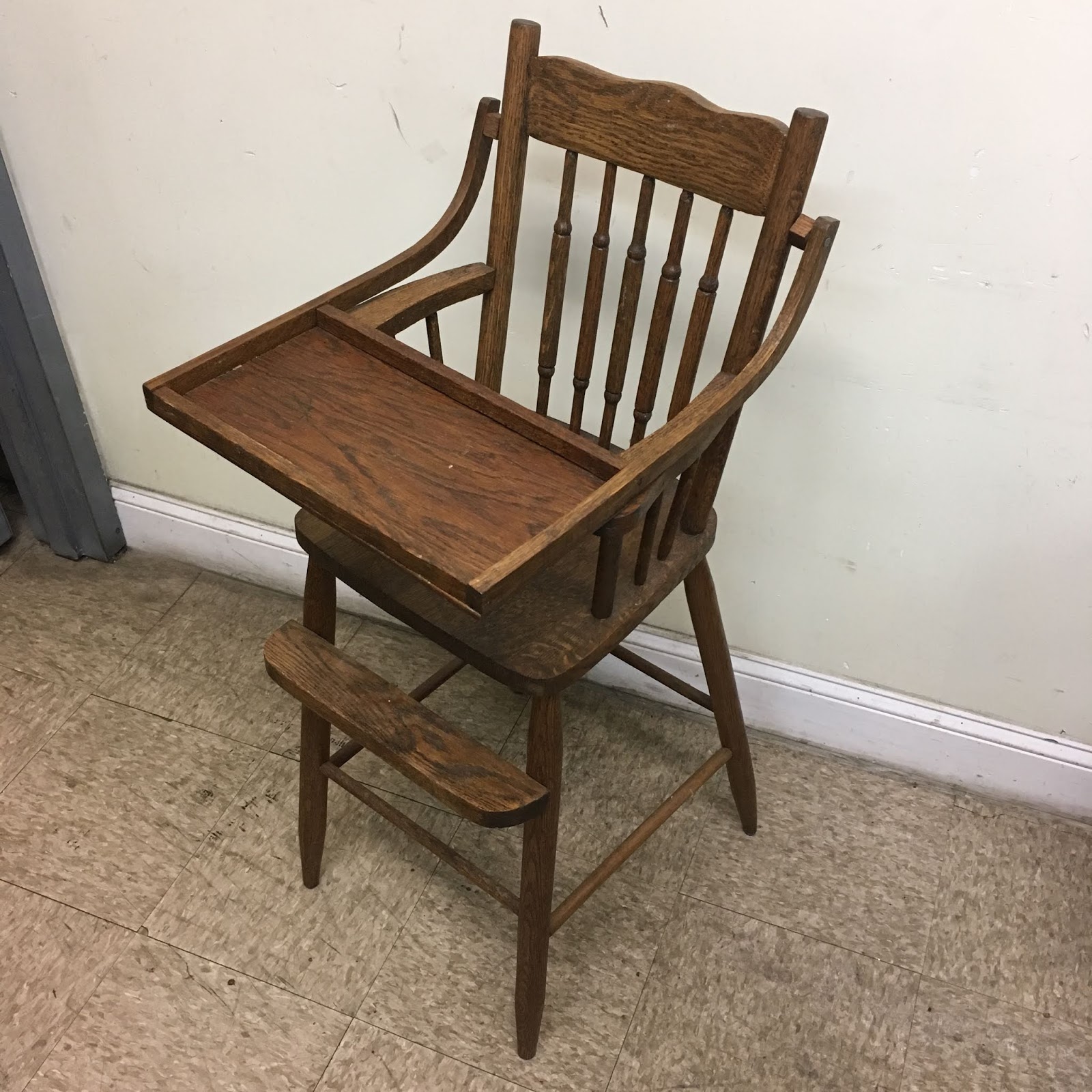 Uhuru Furniture & Collectibles Vintage Oak High Chair 25 SOLD