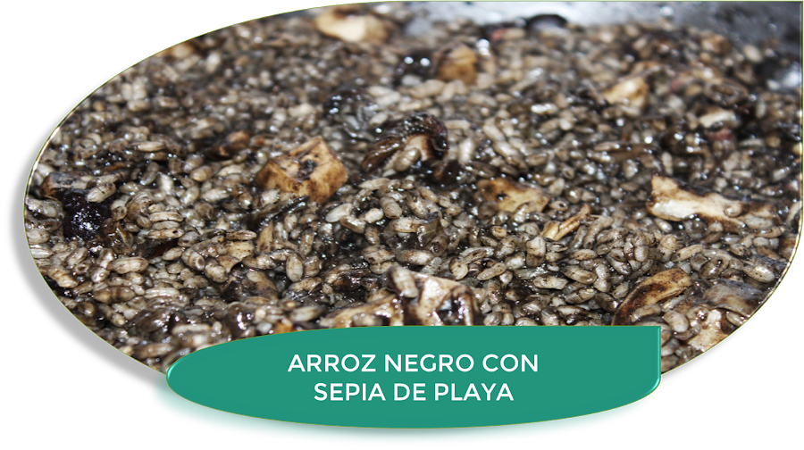 ARROZ NEGRO CON SEPIA DE PLAYA