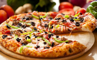 Δείτε τι πρέπει να τρώτε μετά από πίτσες και σουβλάκια για να μην πάρετε ούτε ένα κιλό!