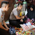 Turut Peduli, Polres Dumai Beri Bantuan Kepada Nenek Lena