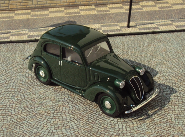 Miniature Ixo 1/43 - Simca Huit 8 1938, Occasion Très Bon état Sans Boîte