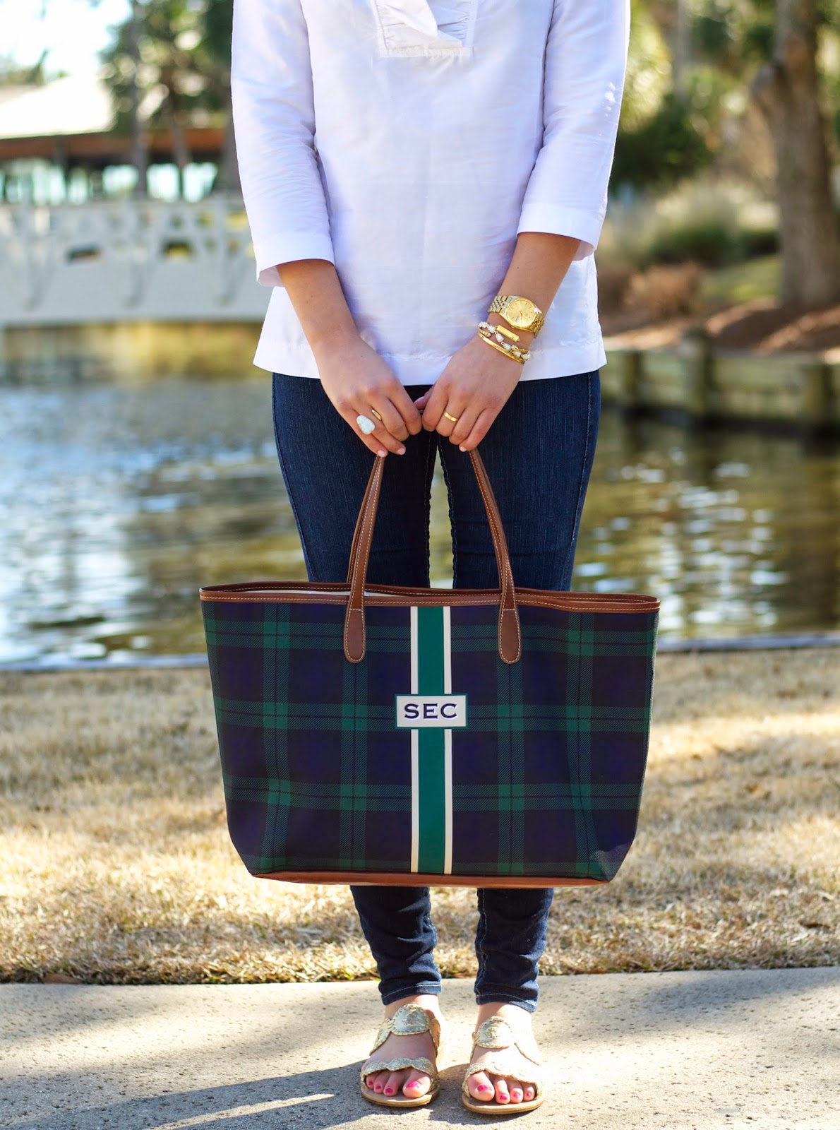Summer Wind: Outfit: Ruffle Tunic + Jack Rogers Lauren Sandals