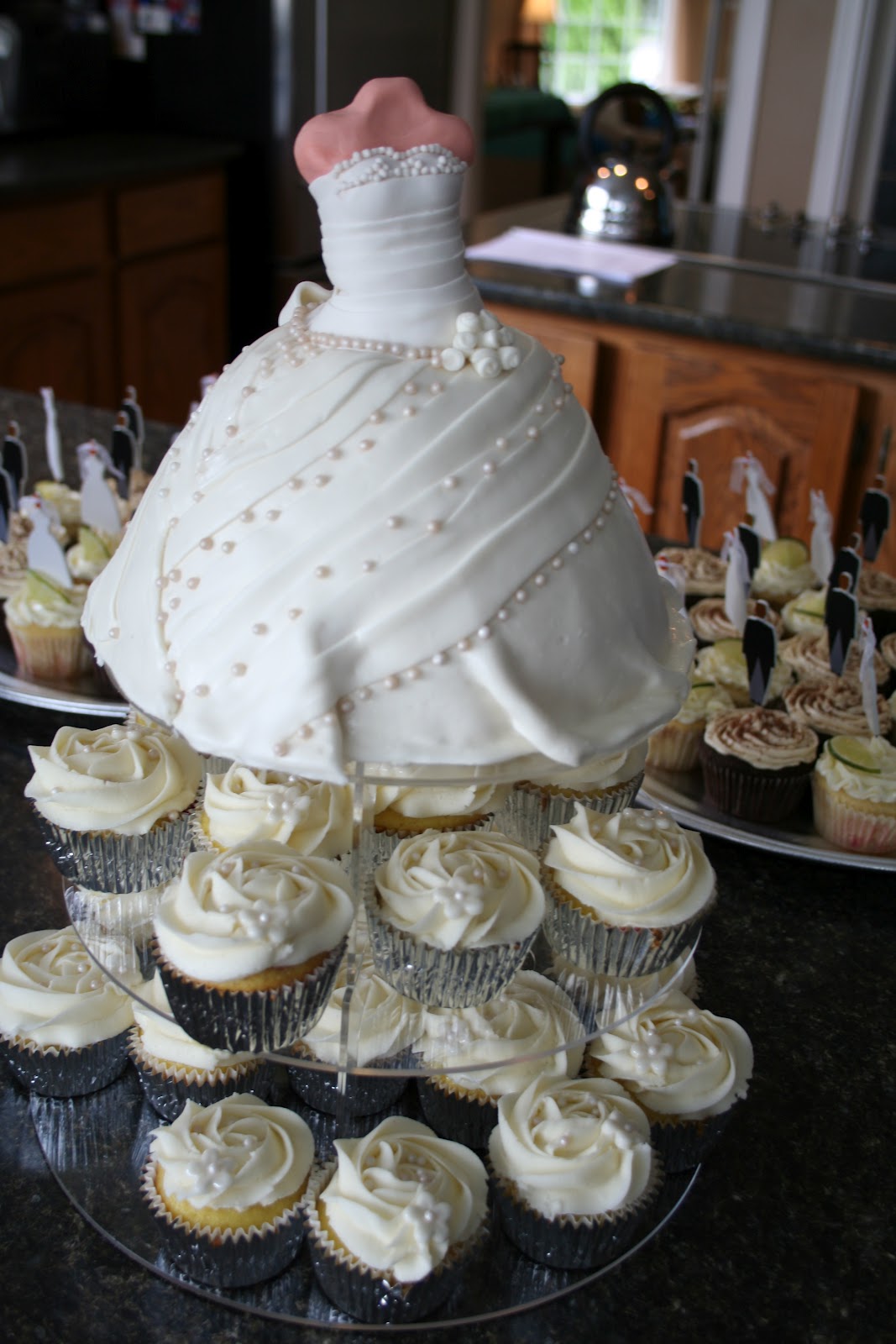 Pink Frosting Bakery: Wedding Dress Cake