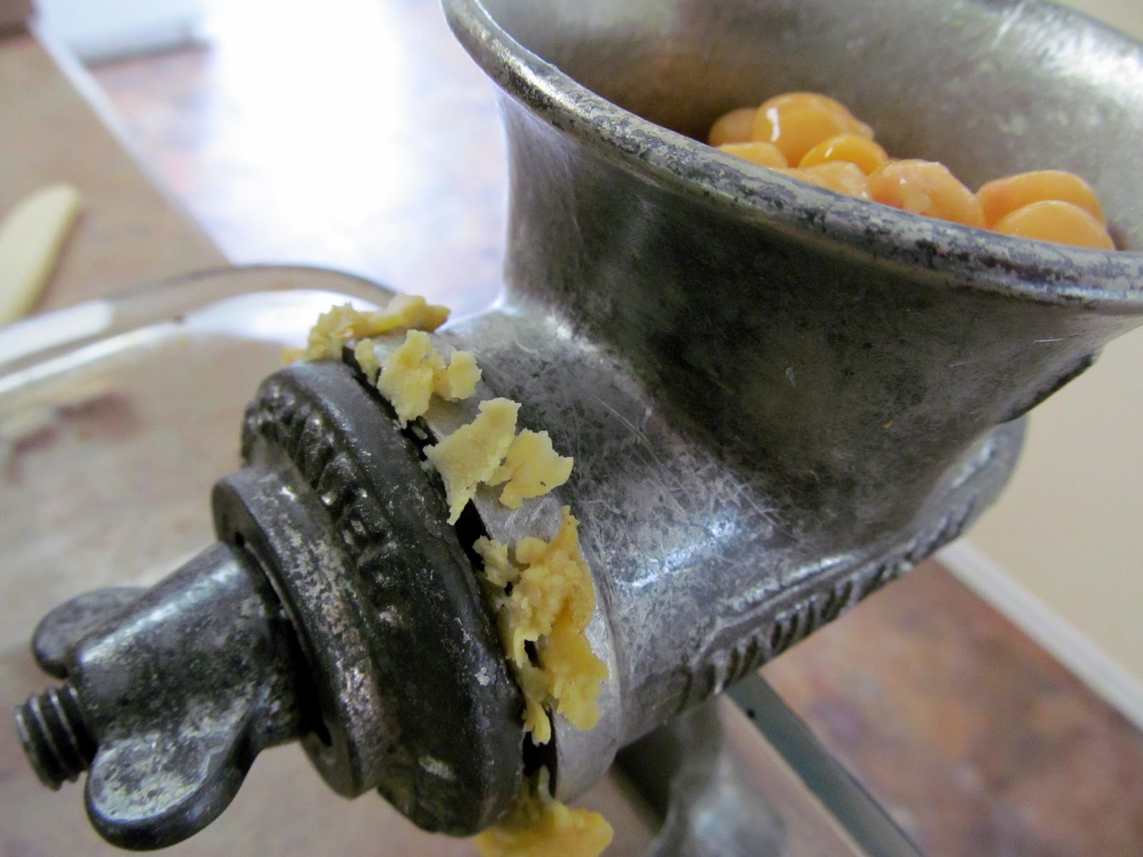 smushed chickpeas for hummus