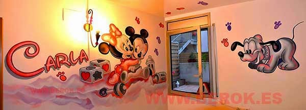 Mural infantil Mickey Carla