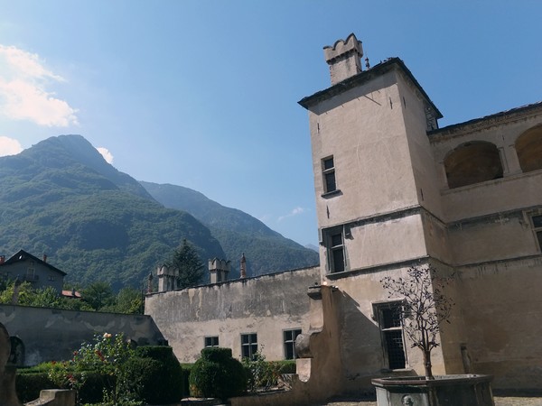 Italie Aoste Aosta château issogne