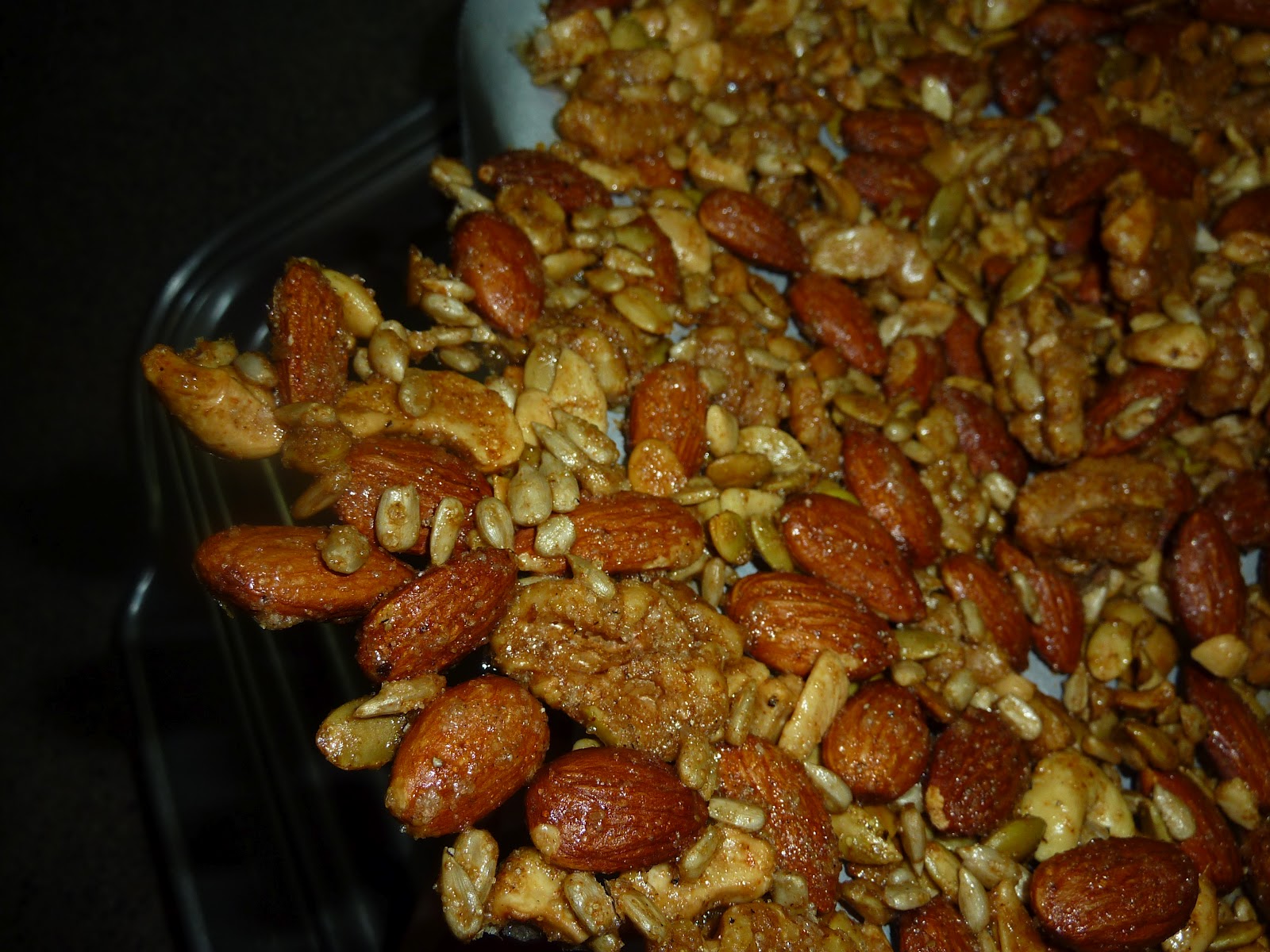 Aaha Oho Spiced Candied Nut Clusters