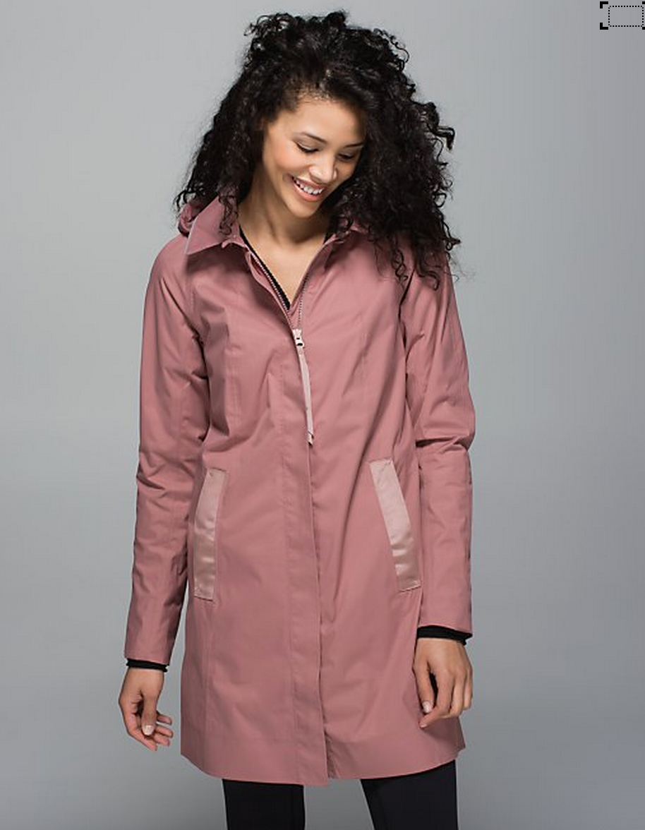 http://www.anrdoezrs.net/links/7680158/type/dlg/http://shop.lululemon.com/products/clothes-accessories/women-outerwear/Rain-On-Jacket?cc=17313&skuId=3586311&catId=women-outerwear