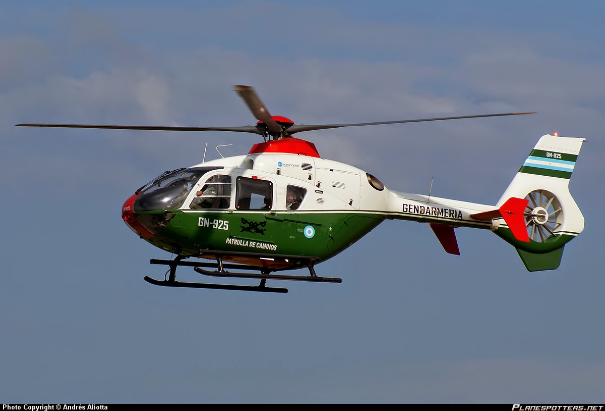 Fuerzas Armadas de Argentina GN-925-Gendarmera-Nacional-Argentina-Eurocopter-EC135_PlanespottersNet_382369