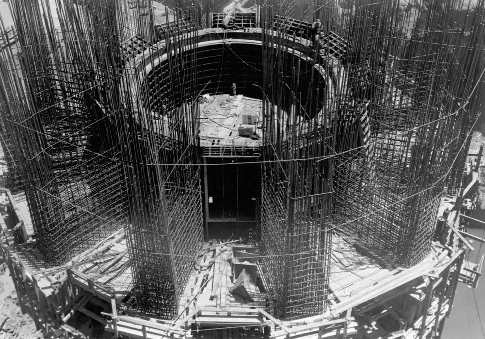 hoover dam construction pictures