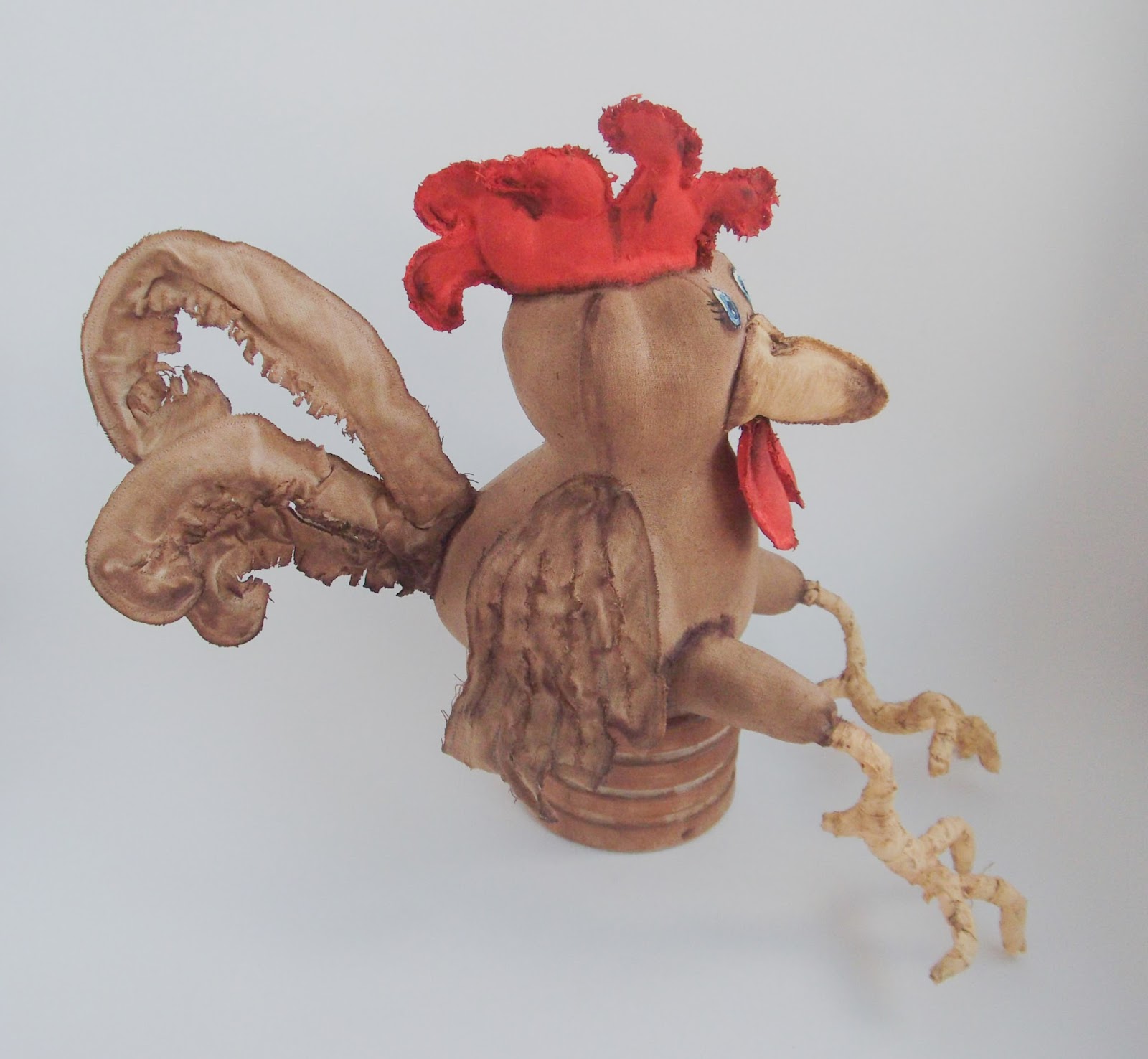 чердачная игрушка. чердачная игрушка на пасху. кофейные позитивчики. кофейные петушки. кофейные игрушки петухи.