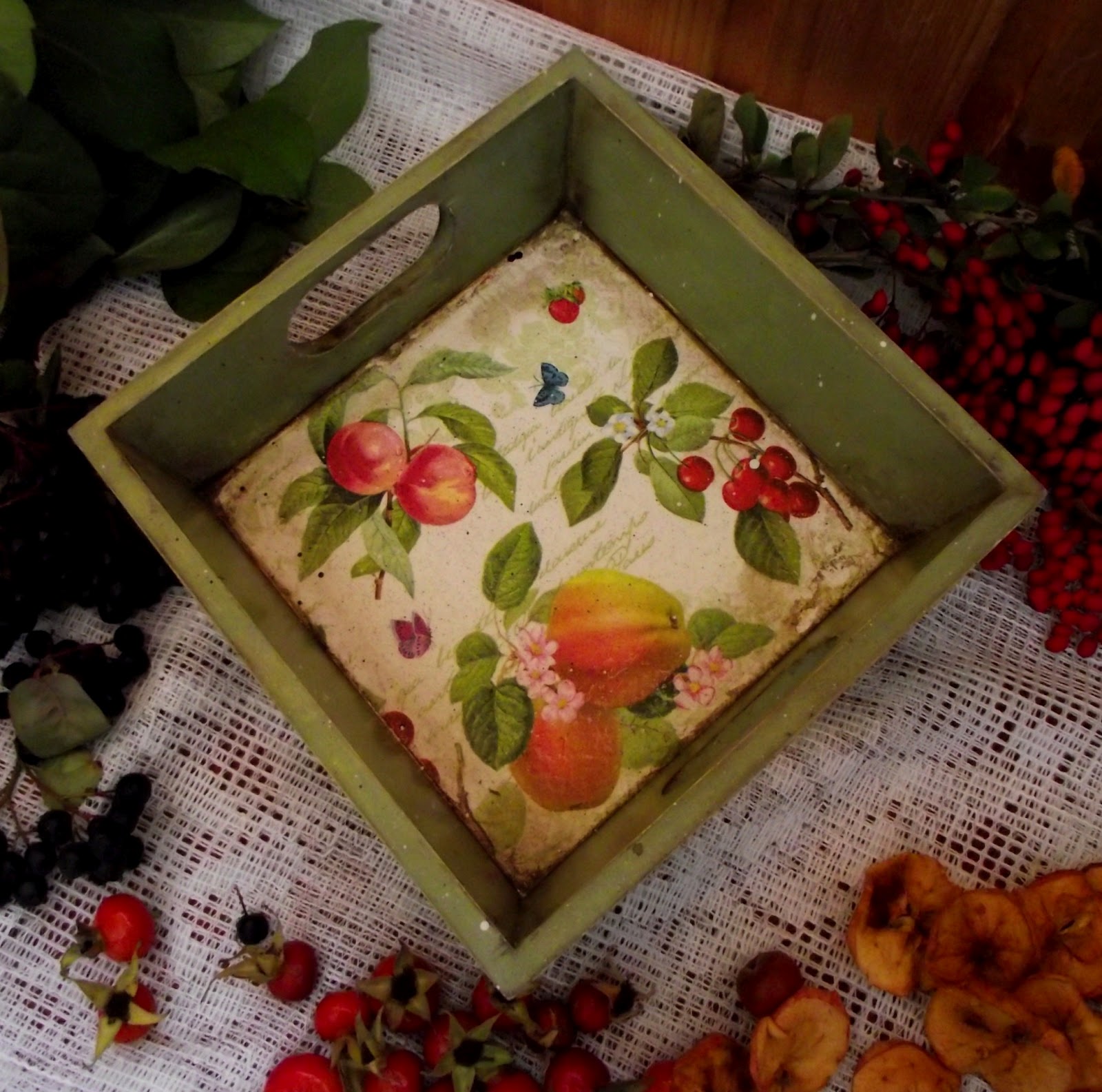 подносы мастер класс. жостовский жостовский поднос. декупаж подноса. декупаж деревянного подноса. декупаж деревянного подноса.