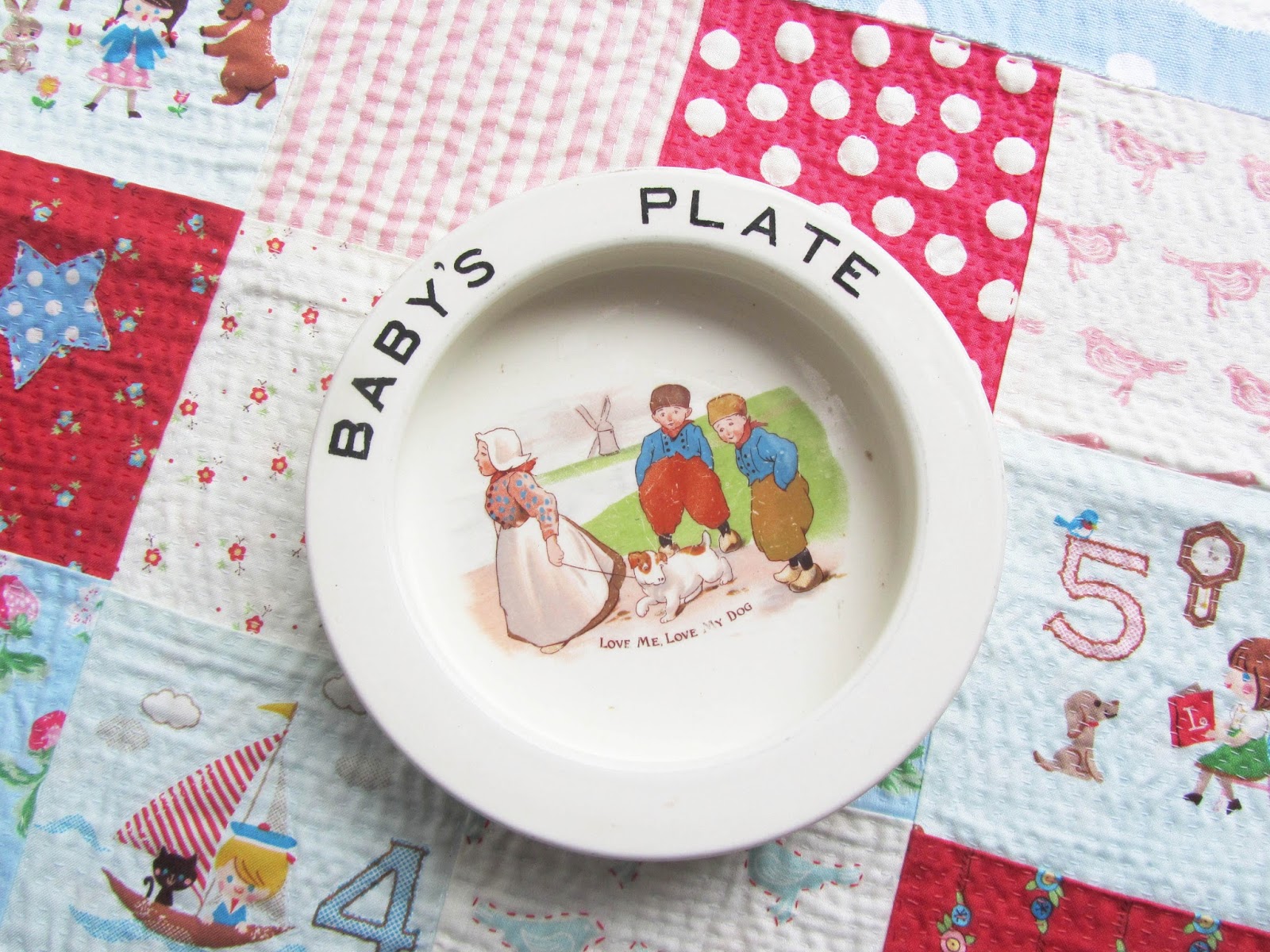 Helen Philipps: Cosy Cottage and Ruby Rabbit