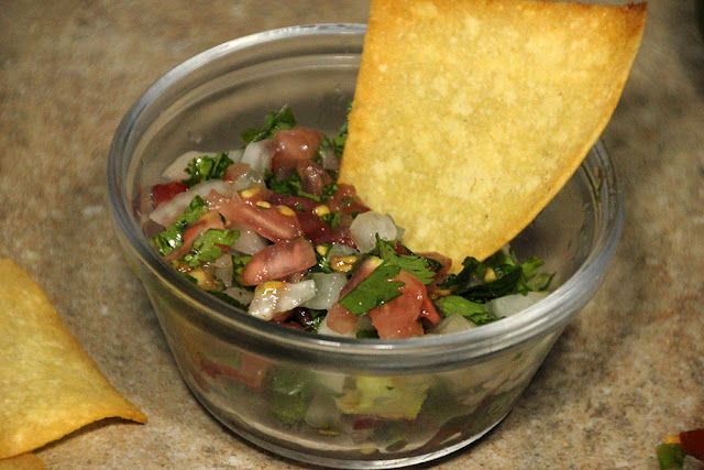 Pico de Gallo with Lime Chips