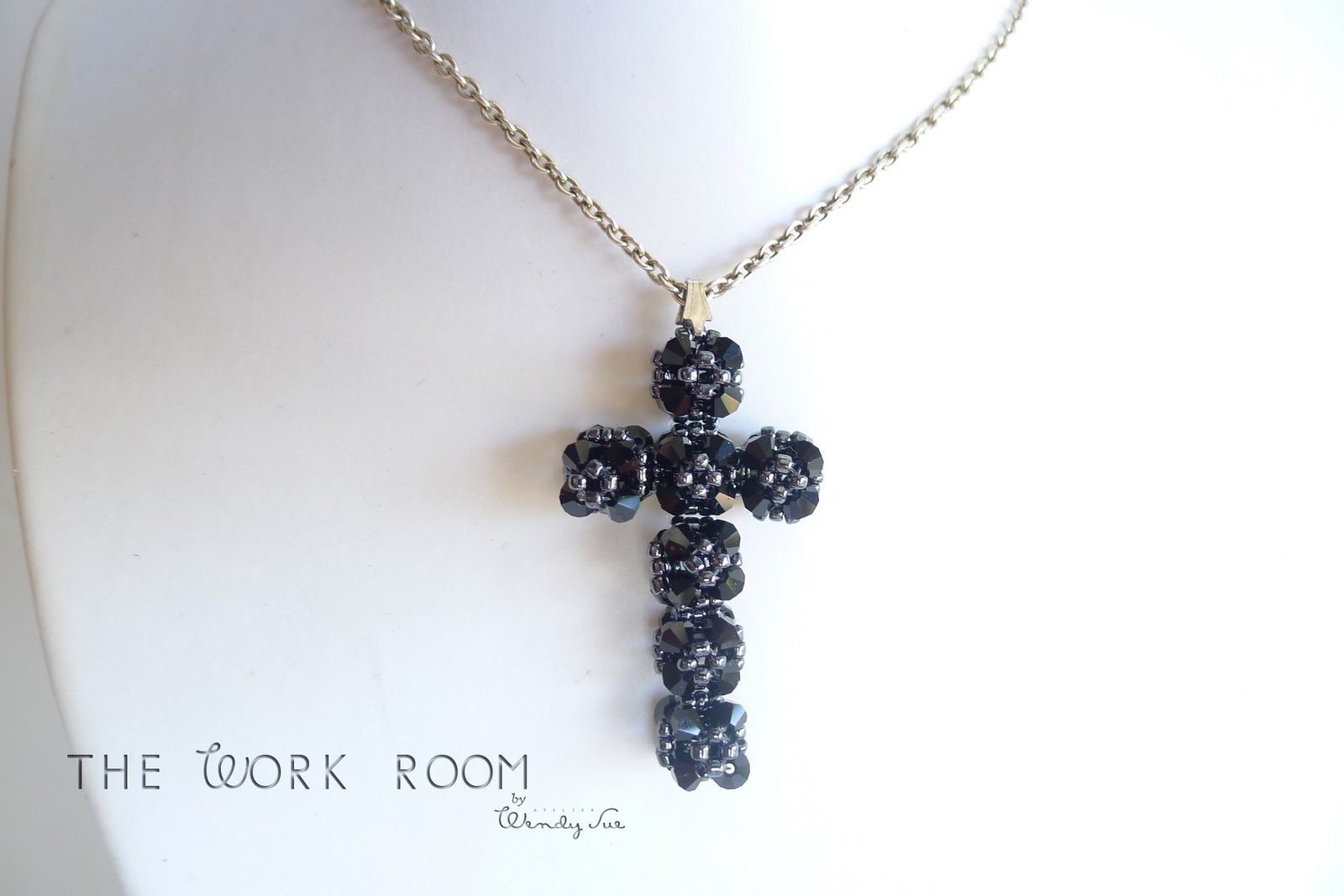 The Work Room TWR076 Jet Black Cross Pendant Tutorial