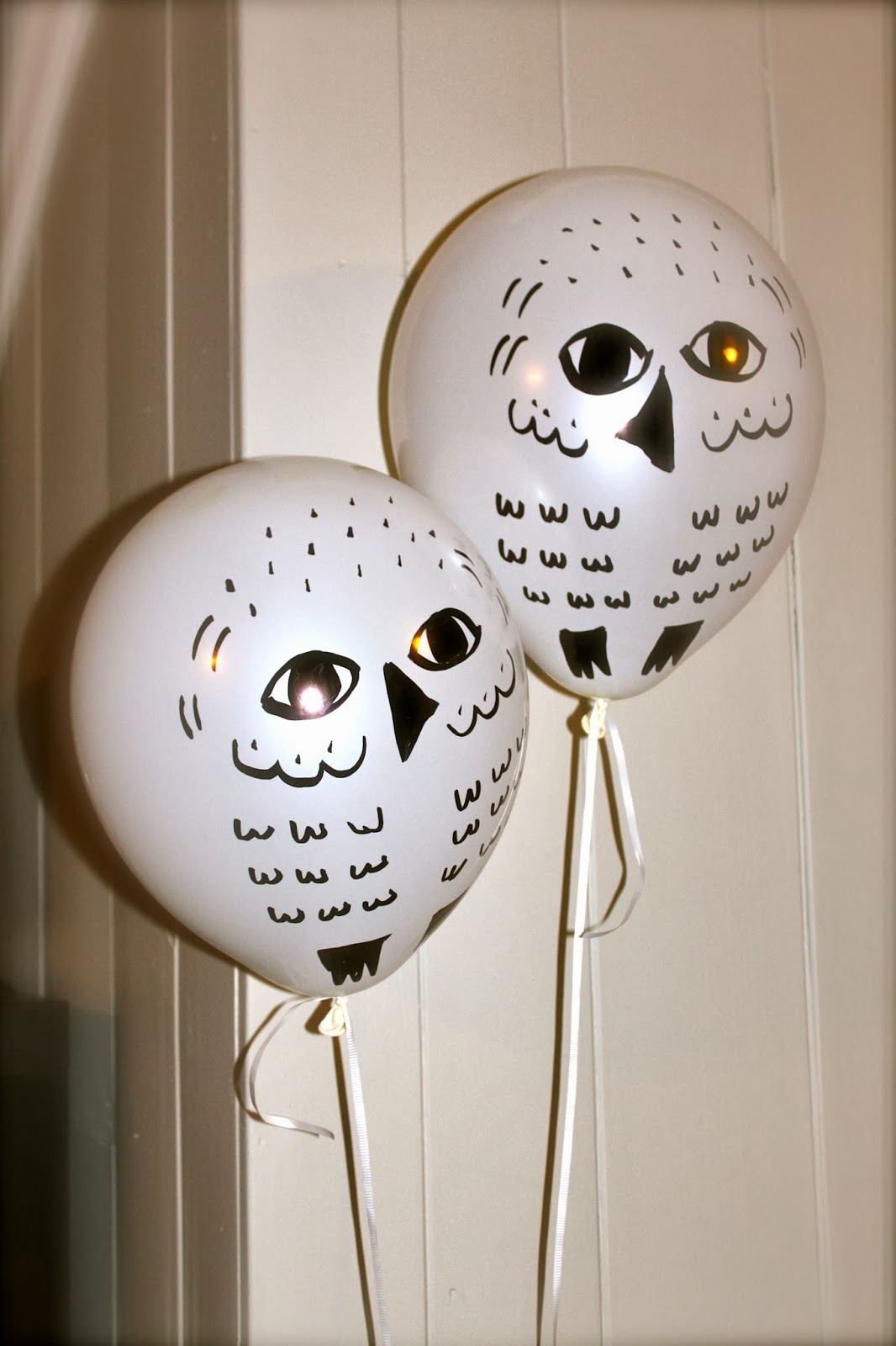 Ine Twist - This birthday celebration was all about Harry Potter. These XL  Hermione & Hedwig balloon sculptures were the special Birthday balloons  made for twin birthday girls who both love Harry