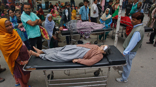 Forte terremoto atinge Afeganistão, Índia e Paquistão