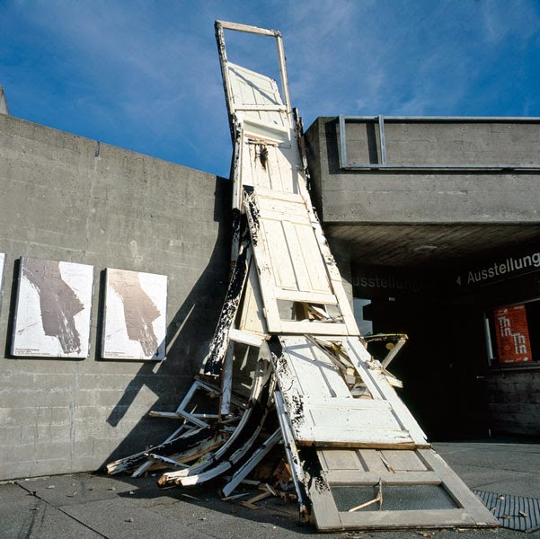 Kuno Lindenmann,Installation Aussen, Kunstverein Ingolstadt, 1983