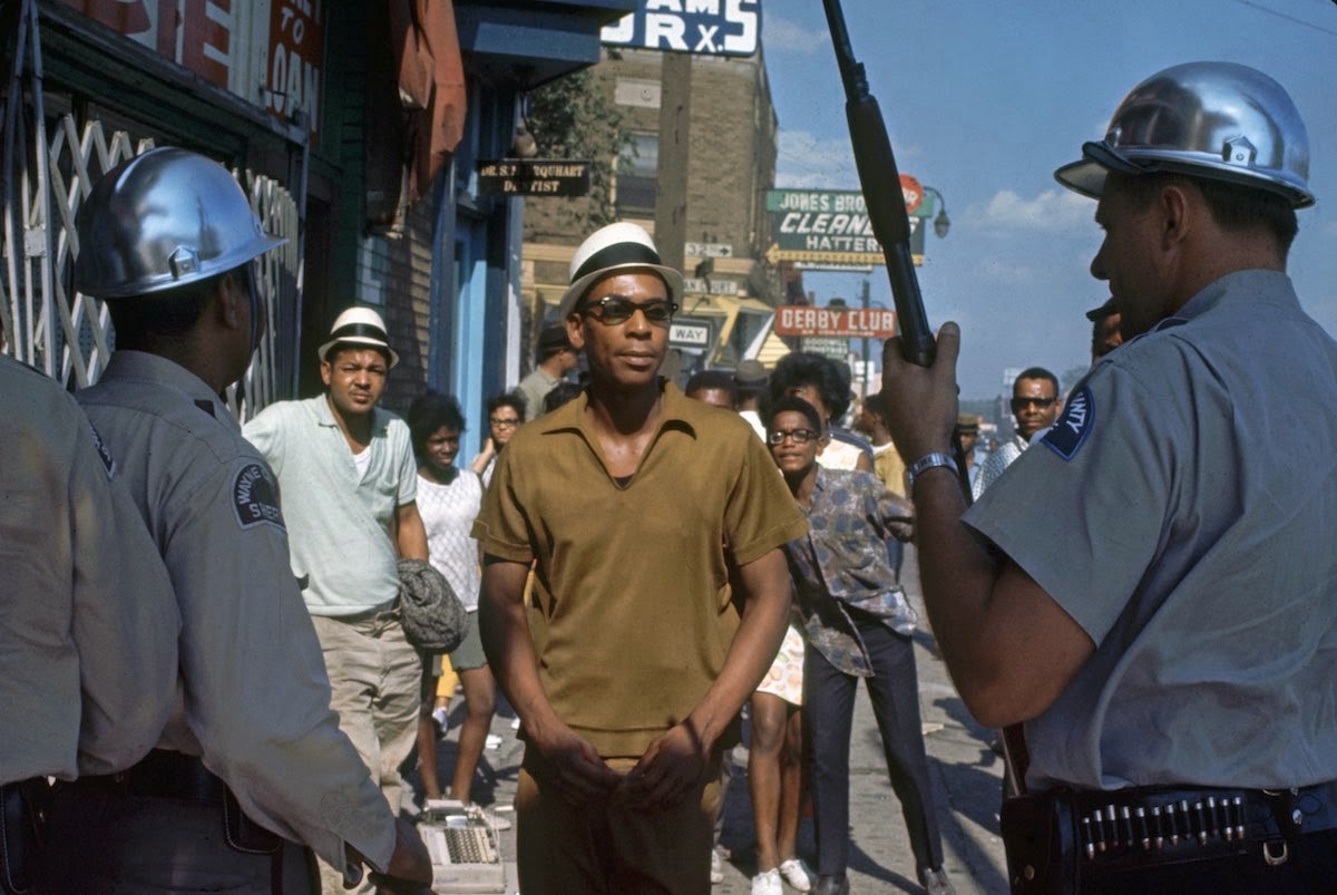 20 Color Photographs From the 1967 Detroit Riot Vintage