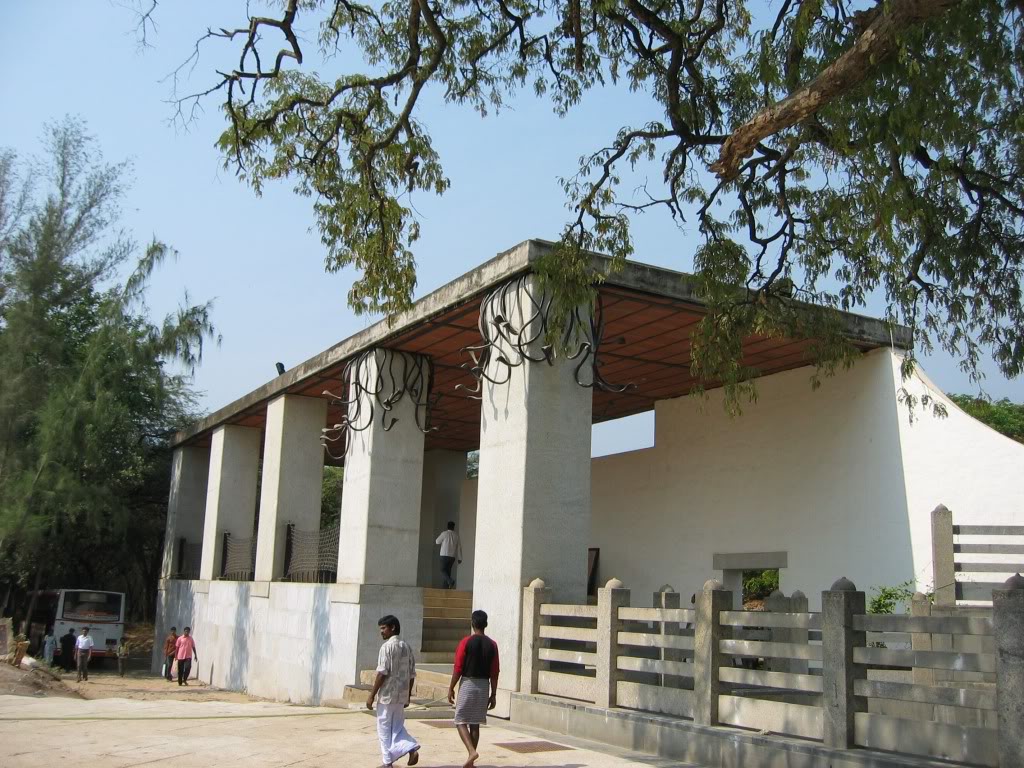 Bala's learnings :: Better late than never...: A visit to Dhyanalinga