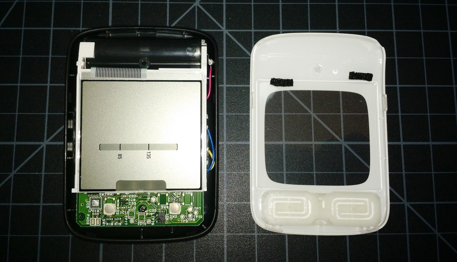 Malcolm's Technical Blog: Teardown of Omron BP652 Blood Pressure Monitor