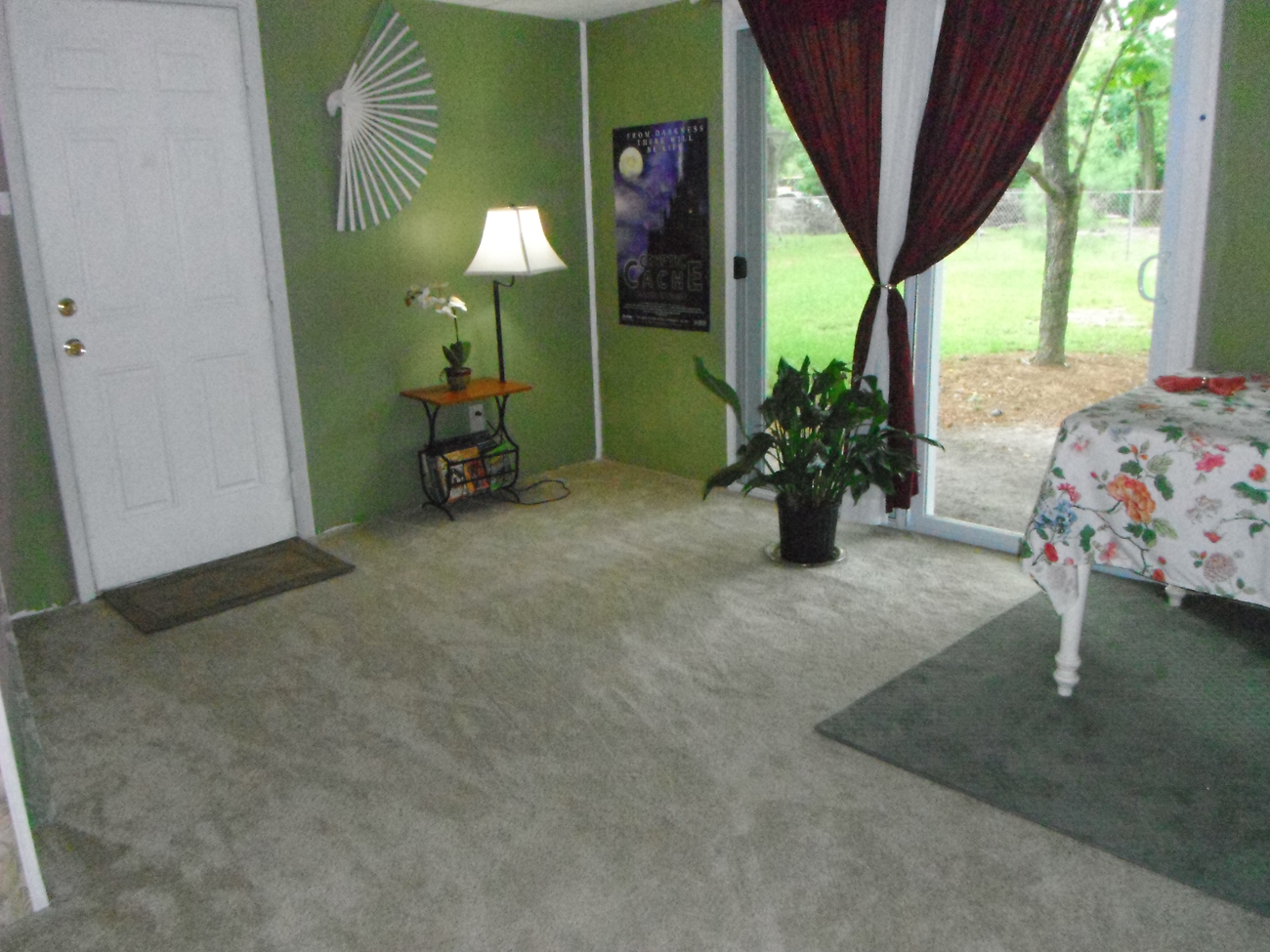 95,000 CASA EN VENTA POR EL DUEÑO 3 DORMITORIOS 2 BAÑOS FAYETTEVILLE