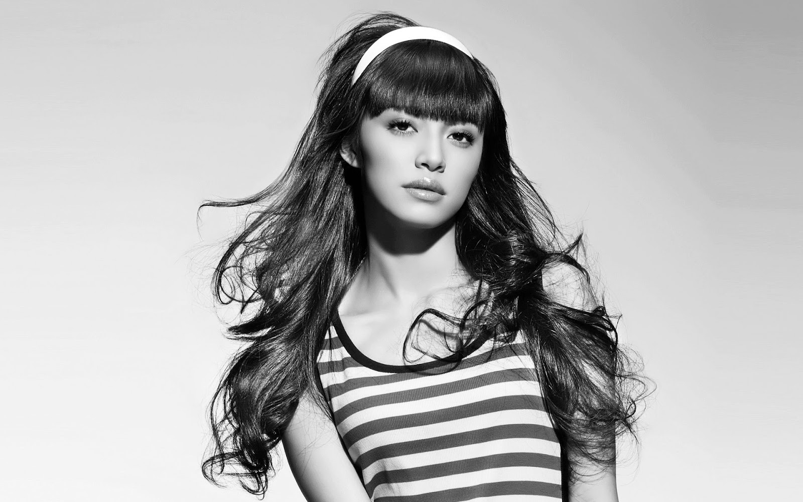 Sexy Asian Model | college girls nude pic